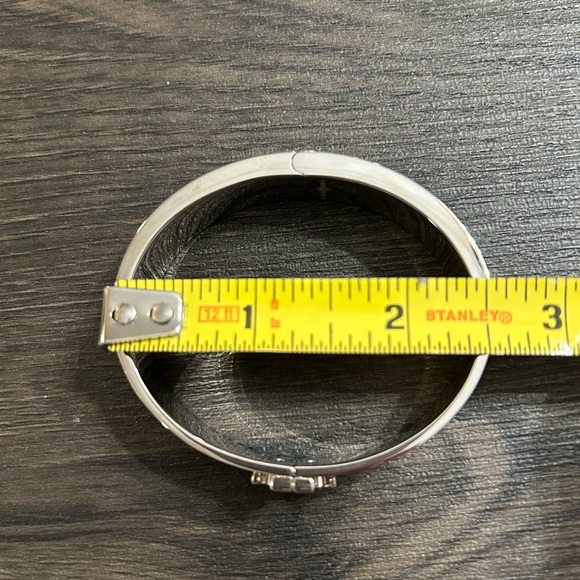 Tory Burch Kira Gemini Link Logo Bracelet - Picture 5 of 7